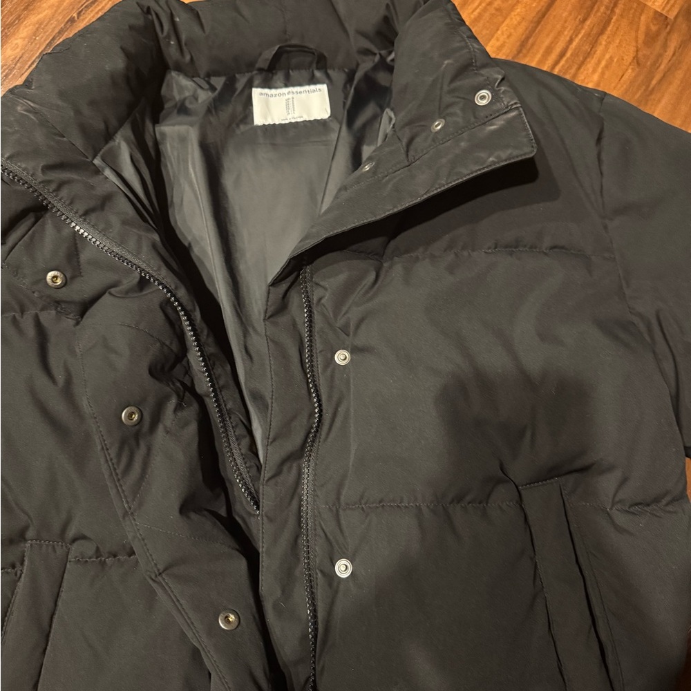 Amazon Essentials Black Puffer Jacket S - image 6